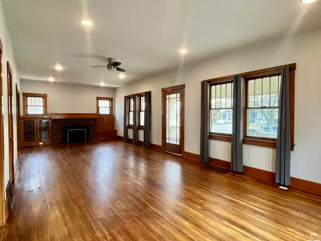 $169,900 | 1505 North Main Street, Hutchinson, KS 67501