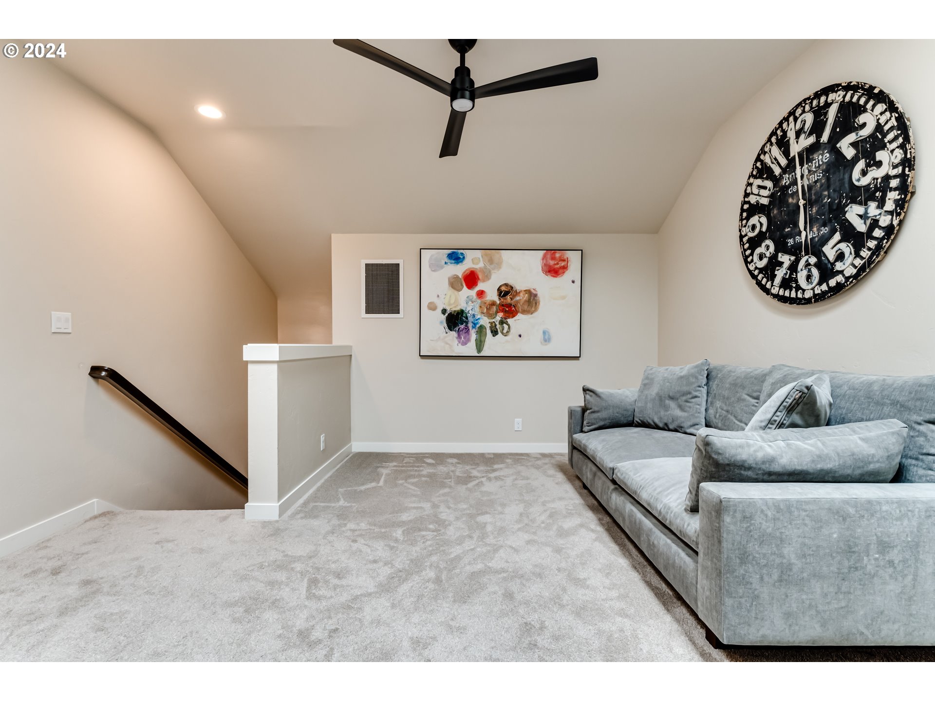 3744 Siletz Drive Eugene, OR 97408 - Photo 20 of 31 a living room with furniture and a ceiling fan