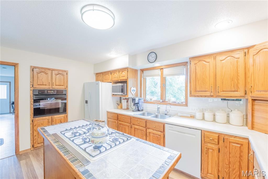 5964 Renken Road Dorsey, IL 62021 - Photo 14 of 57