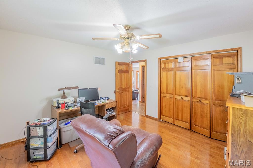 5964 Renken Road Dorsey, IL 62021 - Photo 19 of 57