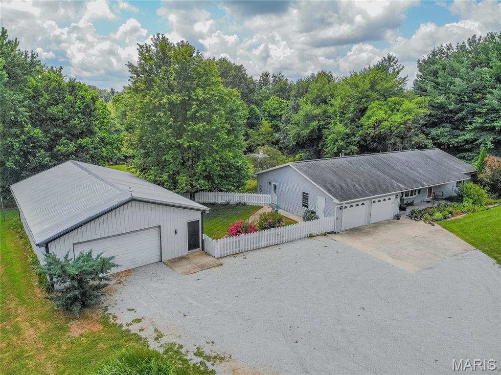 5964 Renken Road Dorsey, IL 62021 - Photo 2 of 57