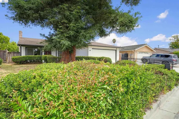 $1,259,000 | 32466 Lake Berryessa Drive, Fremont, CA 94555