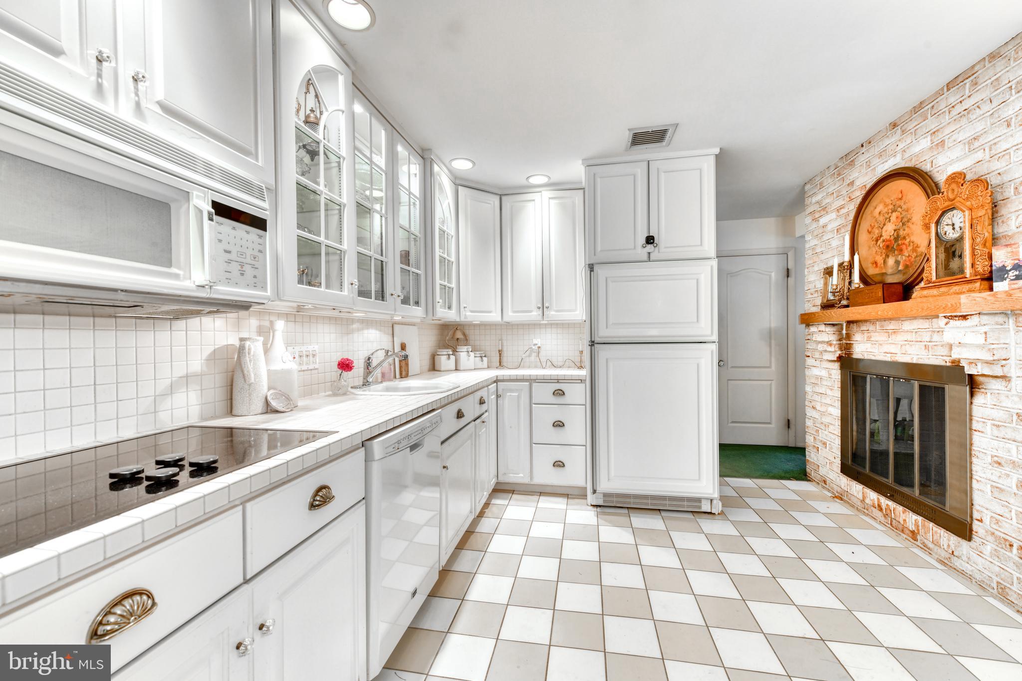 11 East 34th Street Reading, PA 19606 - Photo 17 of 34