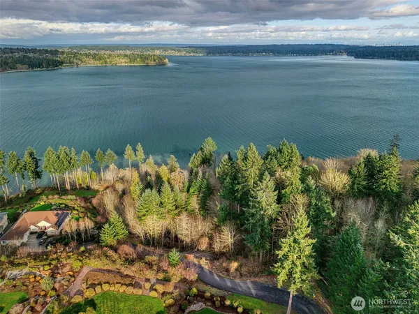 $299,000 | 2401 Northeast Solar View Court, Poulsbo, WA 98370