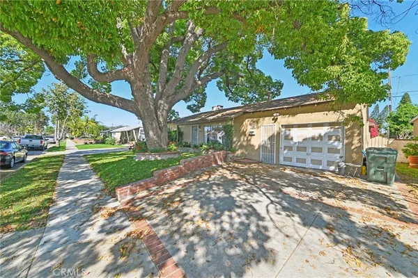 $800,000 | 13944 Brightwell Avenue, Paramount, CA 90723