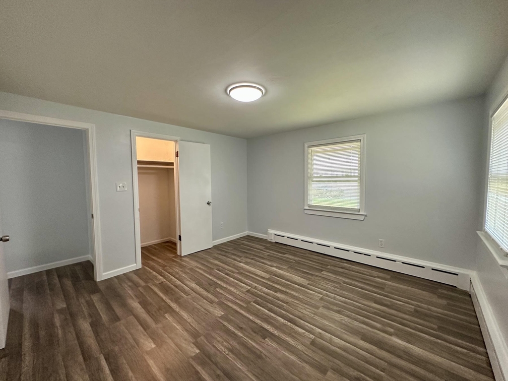 137 Carroll Street Springfield, MA 01108 - Photo 10 of 22