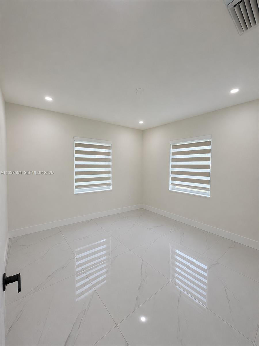 4240 Southwest 14th Street Miami, FL 33134 - Photo 12 of 16