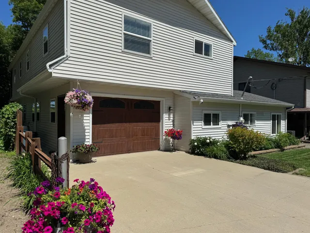 $389,900 | 14125 Island Lake Road, Lengby, MN 56651