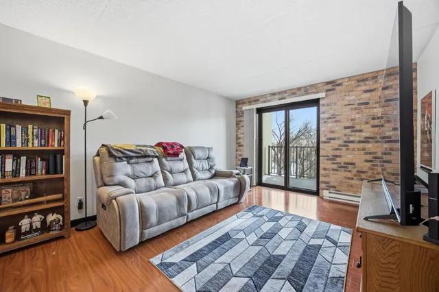 $190,000 | 1110 3rd Avenue North, Unit 401W, Fargo, ND 58102