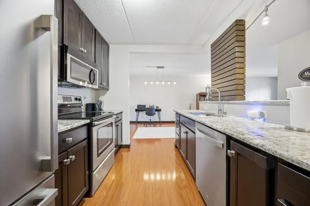 $190,000 | 1110 3rd Avenue North, Unit 401W, Fargo, ND 58102