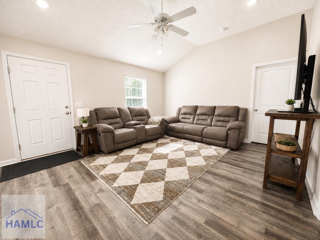 151 Bunion Road Jesup, GA 31545 - Photo 8 of 18 Gallery Image 8