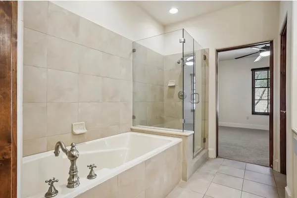 $4,905 | 2510 North Henderson Avenue, Unit 4, Dallas, TX 75206