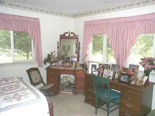8901 Fairview Church Road Seneca, SC 29672 - Photo 8 of 9 Gallery Image 8