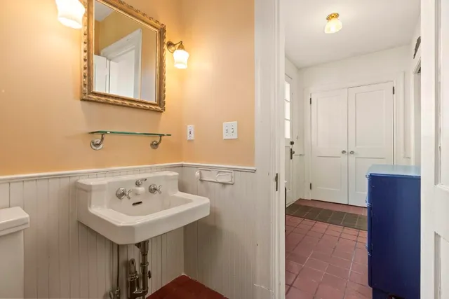 $895,000 | 210 Ocean Point Road, Boothbay, ME 04544