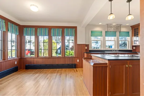 $895,000 | 210 Ocean Point Road, Boothbay, ME 04544