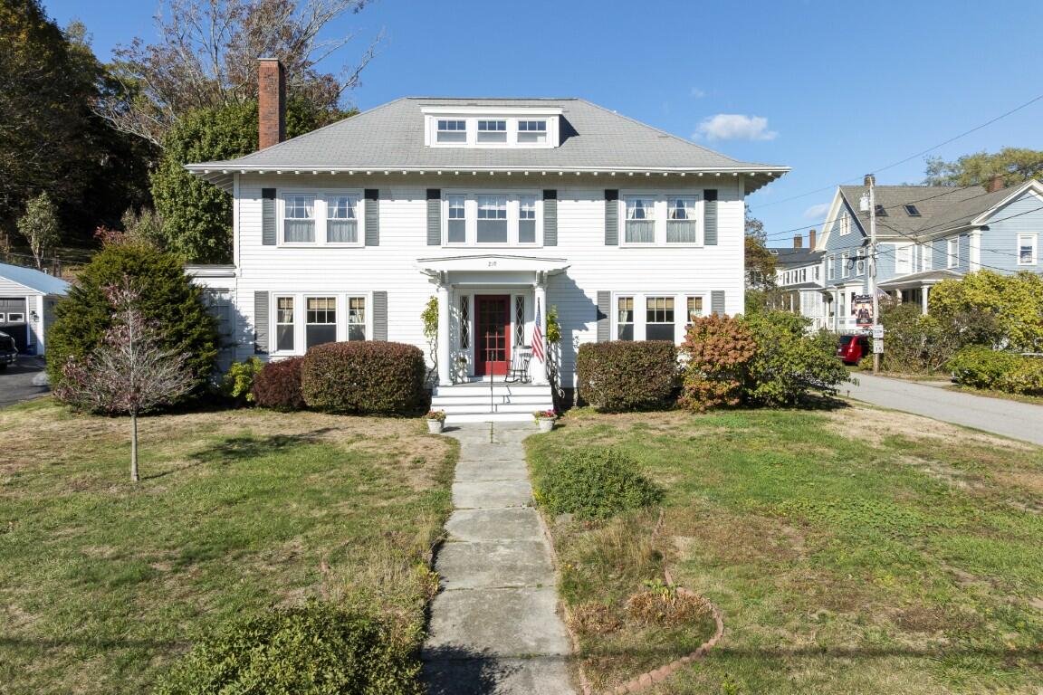 210 Ocean Point Road Boothbay, ME 04544 - Photo 2 of 93 002