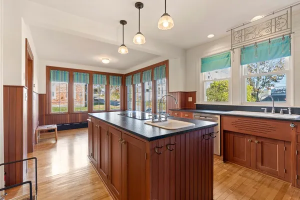 $895,000 | 210 Ocean Point Road, Boothbay, ME 04544