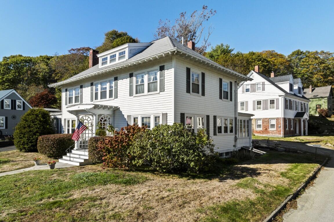 210 Ocean Point Road Boothbay, ME 04544 - Photo 3 of 93 003