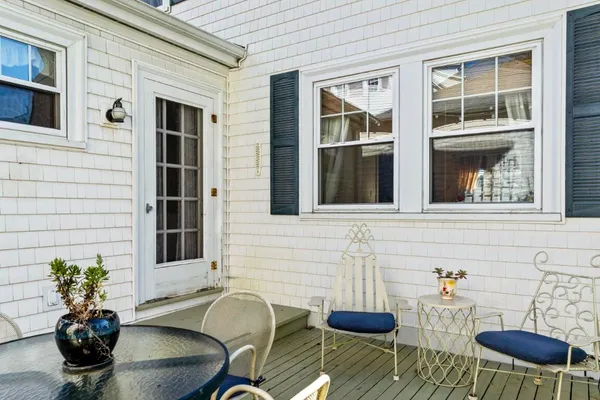 $895,000 | 210 Ocean Point Road, Boothbay, ME 04544