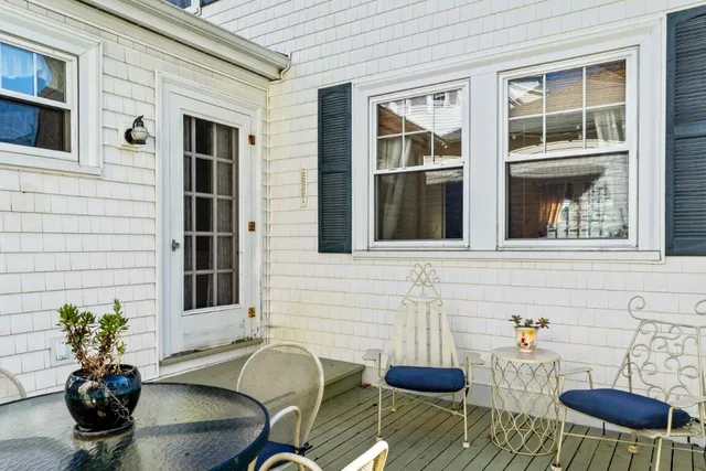 $895,000 | 210 Ocean Point Road, Boothbay, ME 04544