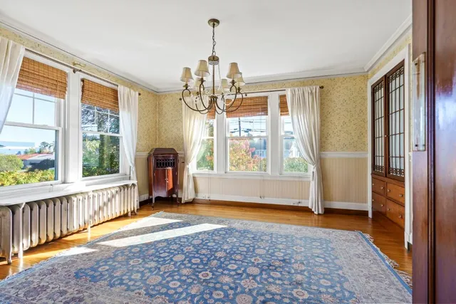 $895,000 | 210 Ocean Point Road, Boothbay, ME 04544