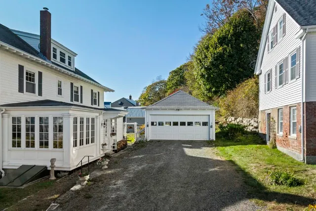 $895,000 | 210 Ocean Point Road, Boothbay, ME 04544