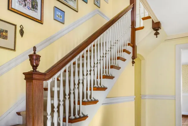 $895,000 | 210 Ocean Point Road, Boothbay, ME 04544