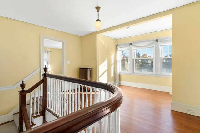 $895,000 | 210 Ocean Point Road, Boothbay, ME 04544