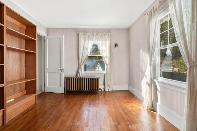 $895,000 | 210 Ocean Point Road, Boothbay, ME 04544