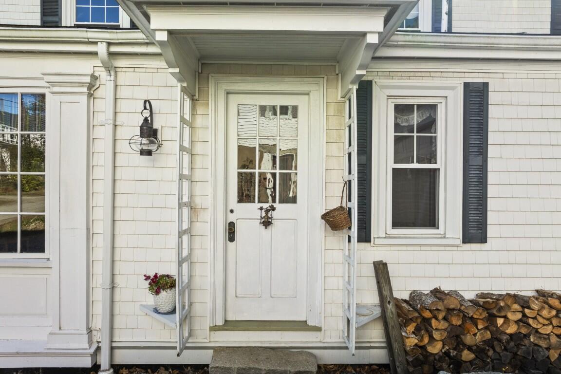 210 Ocean Point Road Boothbay, ME 04544 - Photo 8 of 93 008