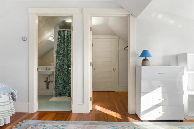 $895,000 | 210 Ocean Point Road, Boothbay, ME 04544