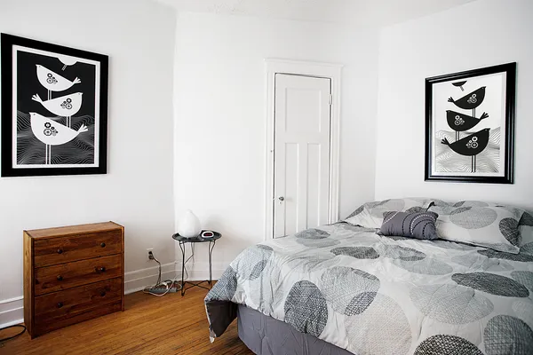 $2,000 | 2249 North Sawyer Avenue, Unit 2, Chicago, IL 60647