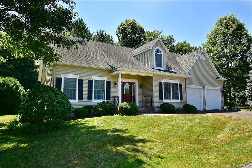 25 Oliver Trail, Unit 25 Suffield, CT 06078 - Photo 1 of 1 a front view of a house with a yard