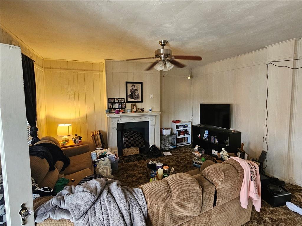 619 Chestnut Street Irwin, PA 15642 - Photo 4 of 16