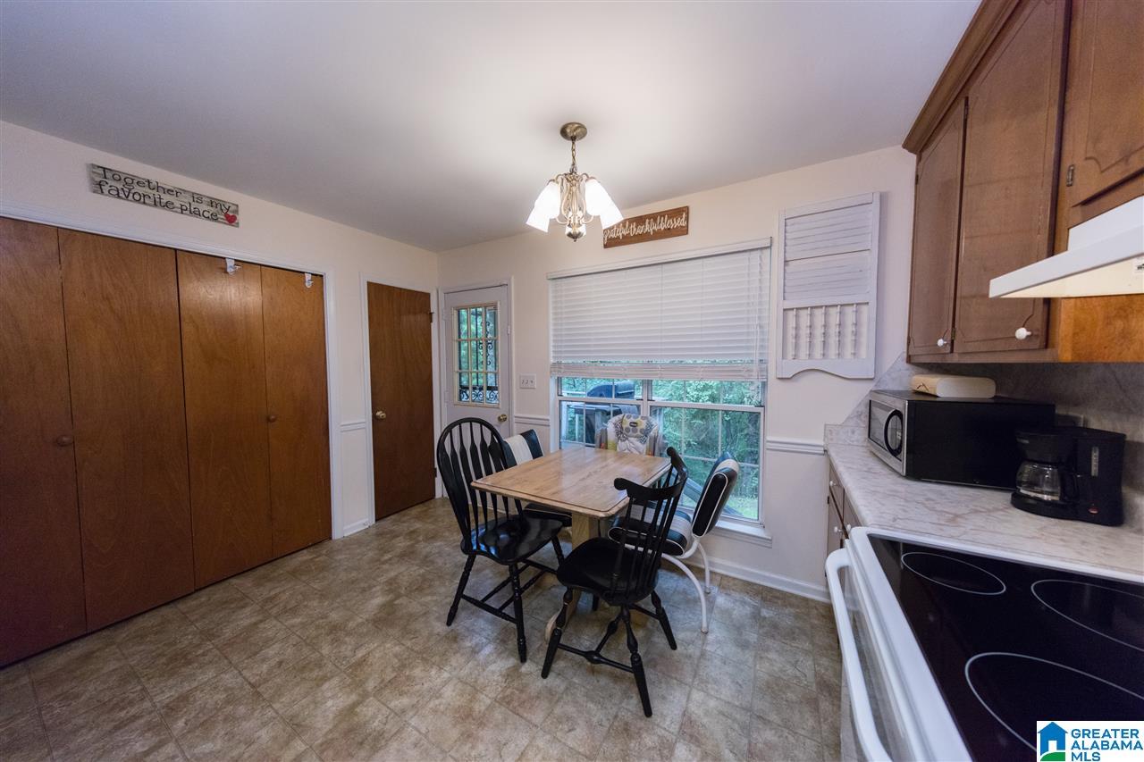 369 Annie Lee Road Trussville, AL 35173 - Photo 9 of 18