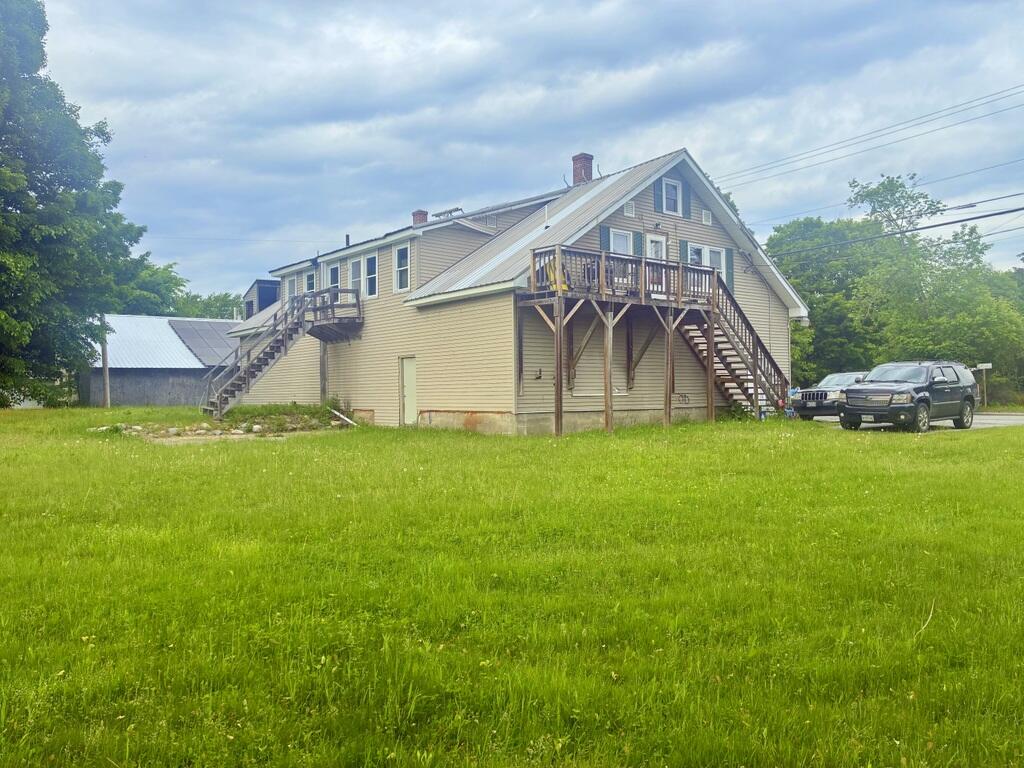133 Croswell Road Farmington, ME 04938 - Photo 4 of 65