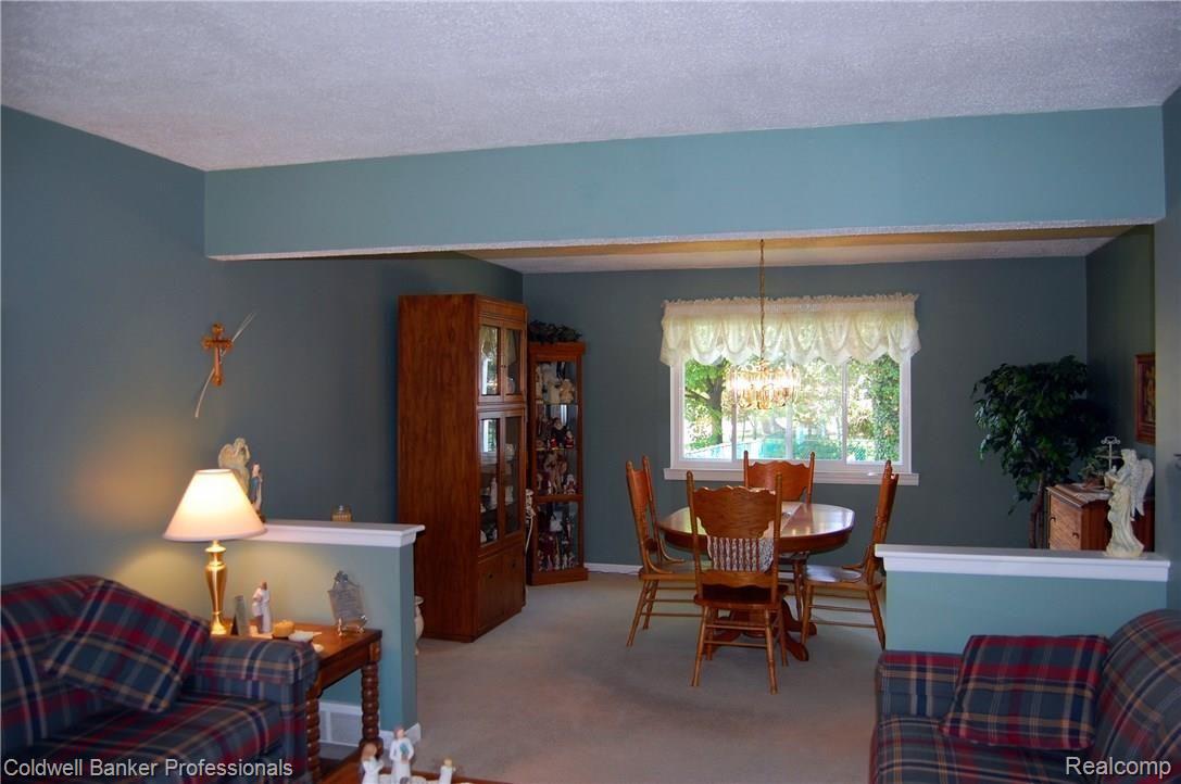 19066 Stonewood Road Riverview, MI 48193 - Photo 16 of 37 DSC_5974.JPG