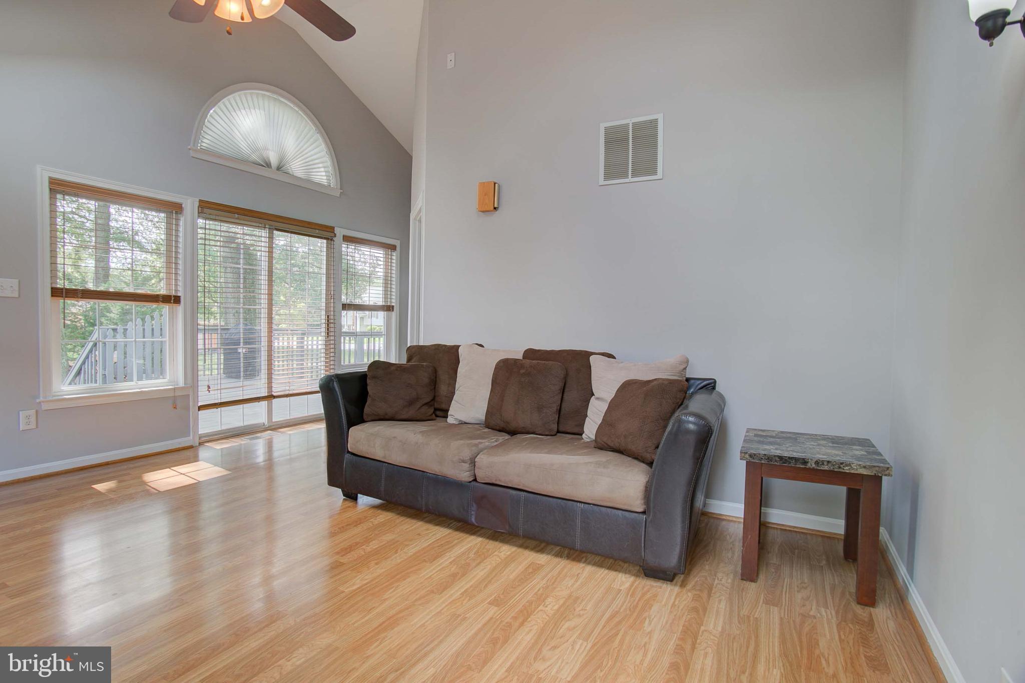 326 George Avenue Baltimore, MD 21221 - Photo 12 of 52 Gallery Image 12