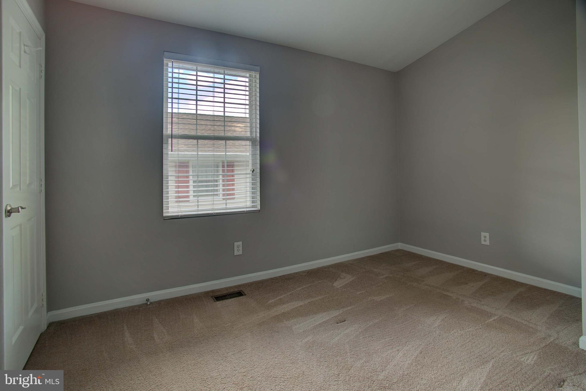 326 George Avenue Baltimore, MD 21221 - Photo 23 of 52 Gallery Image 23