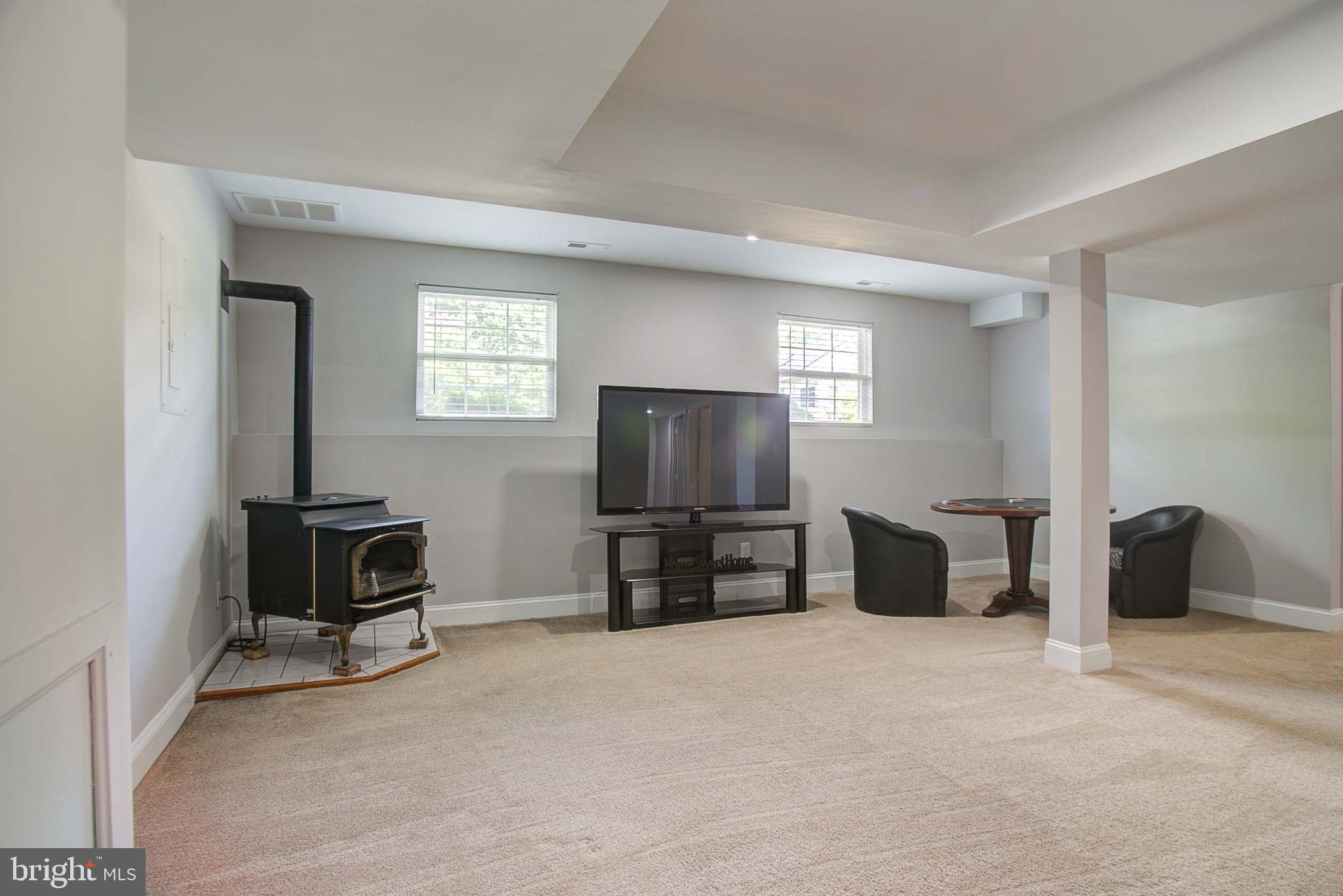 326 George Avenue Baltimore, MD 21221 - Photo 35 of 52 Gallery Image 35