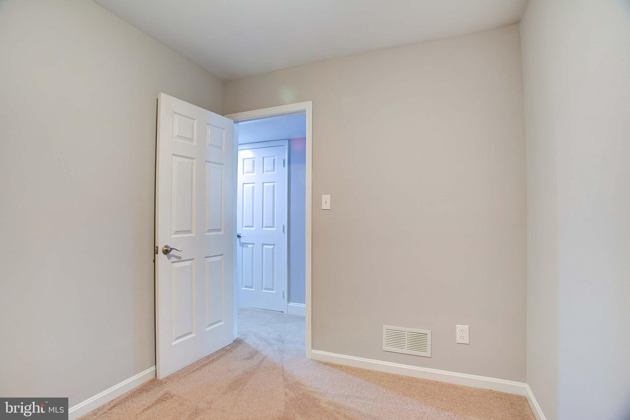 326 George Avenue Baltimore, MD 21221 - Photo 39 of 52 Gallery Image 39