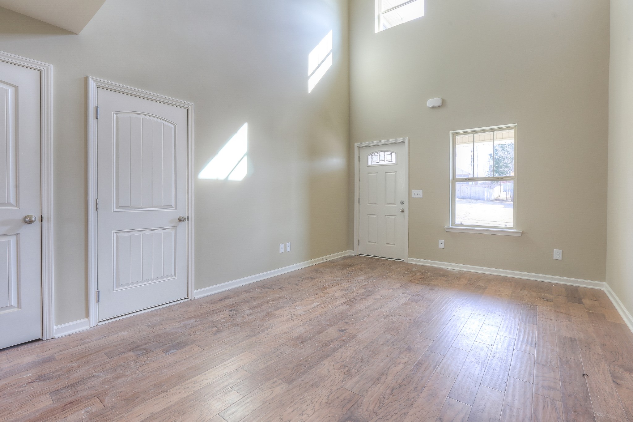 202 Ruth Way, Unit 44 Spring Hill, TN 37174 - Photo 4 of 20 Gallery Image 4