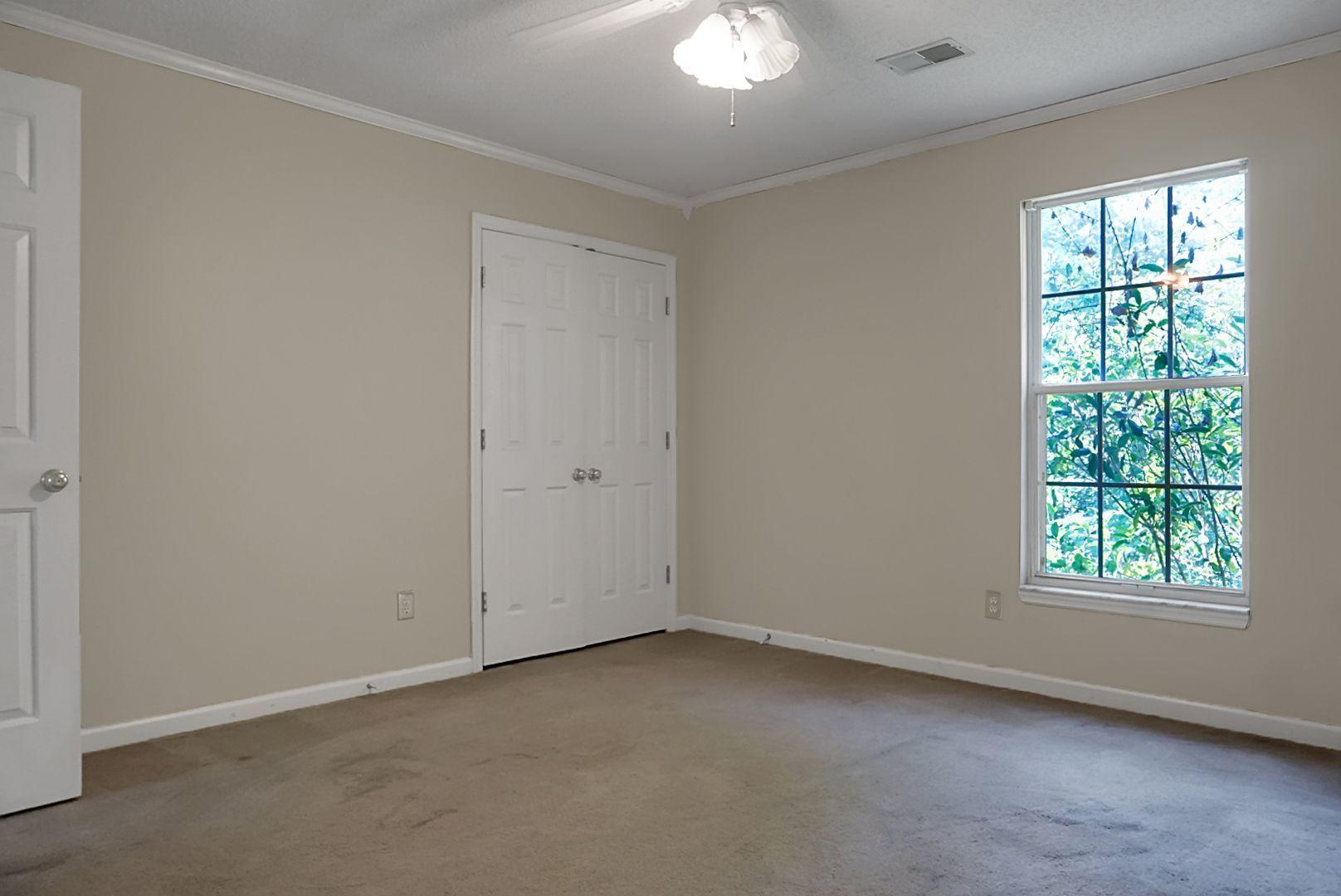 116 Whaler Road Summerville, SC 29485 - Photo 40 of 45 38.