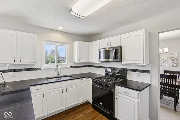 $400,000 | 5458 Fieldhurst Lane, Plainfield, IN 46168