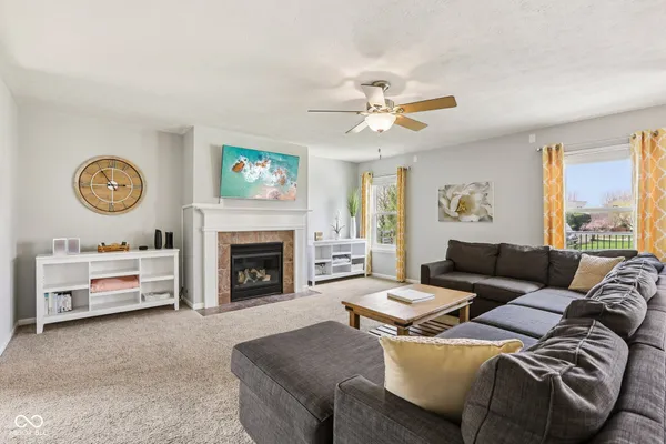 $400,000 | 5458 Fieldhurst Lane, Plainfield, IN 46168