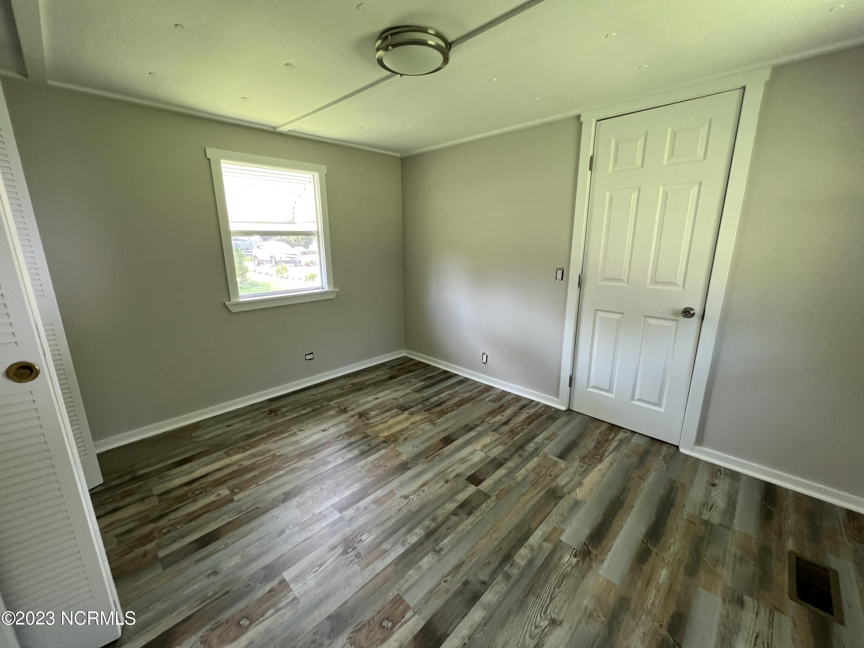 304 Queens Road Hubert, NC 28539 - Photo 9 of 18 image_50405889