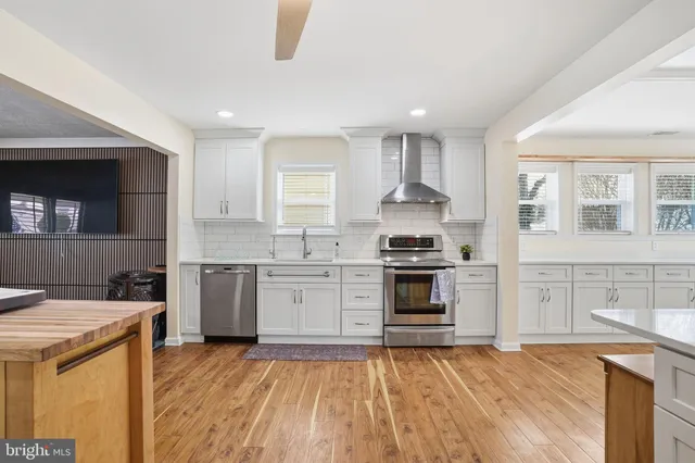 $625,000 | 1614 Bentley Road, Edgewater, MD 21037