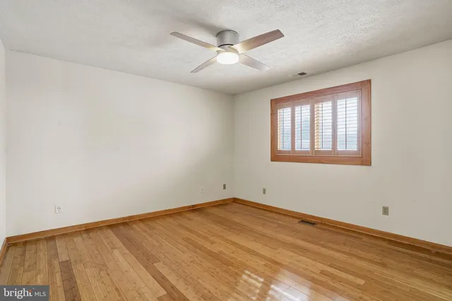 $625,000 | 1614 Bentley Road, Edgewater, MD 21037