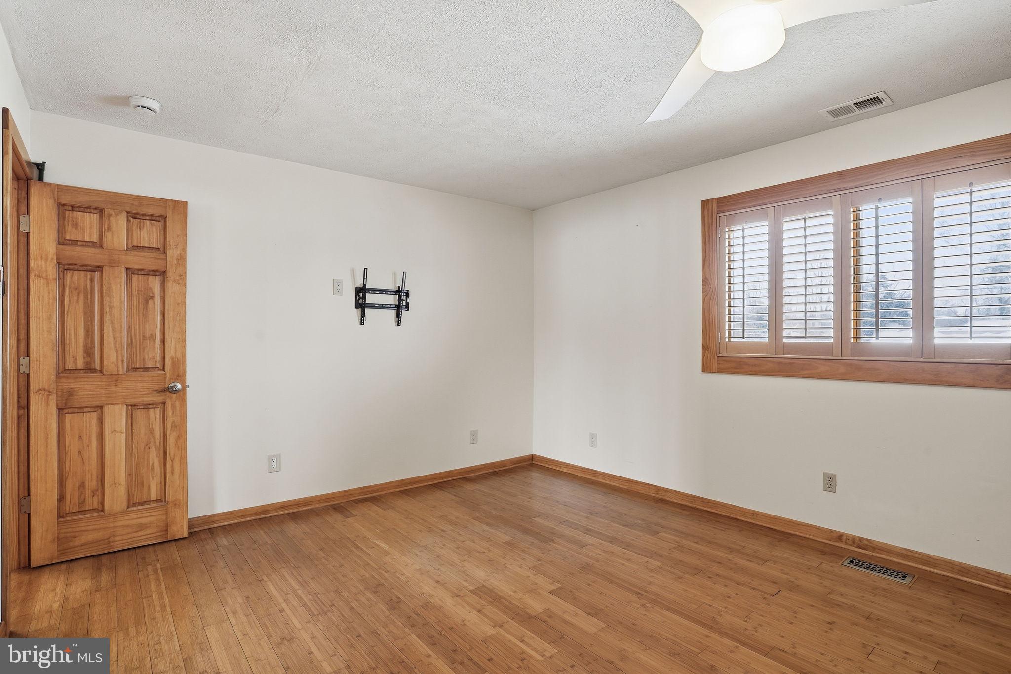 1614 Bentley Road Edgewater, MD 21037 - Photo 33 of 49