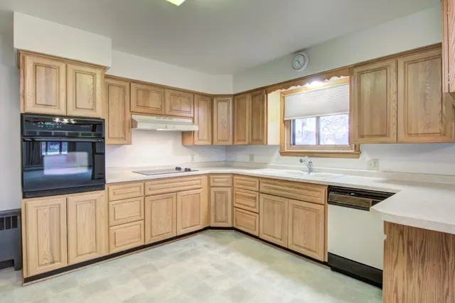 $274,000 | N40322 State Road 93, Independence, WI 54747